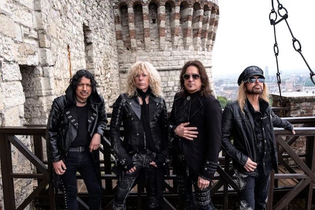 STRYPER — Stryper Unveil 'Ashes To Roses' Lyric Video Ahead of New Album