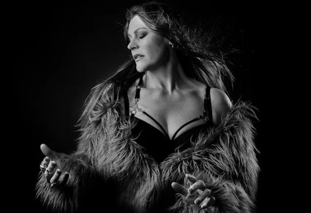 Floor Jansen — Floor Jansen Announces New Solo Album 'Hytress' with 'Bring Me Silence' Single